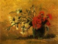 Vase mit den roten und weißen Gartennelken auf gelbem Hintergrund Vincent van Gogh